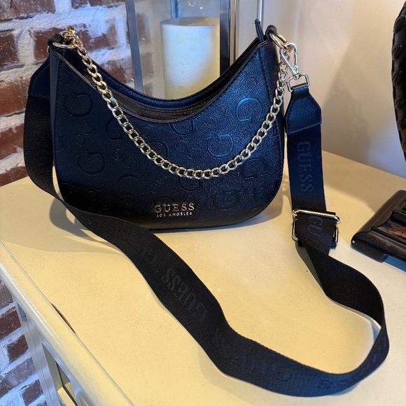 GUESS Palmillas Logo Crescent Black Crossbody Bag Chain & Long Strap - NWOT - Picture 5 of 7